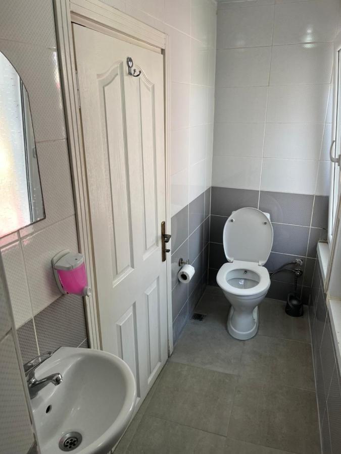 Metropol Hotel 2 Istanbul Bagian luar foto